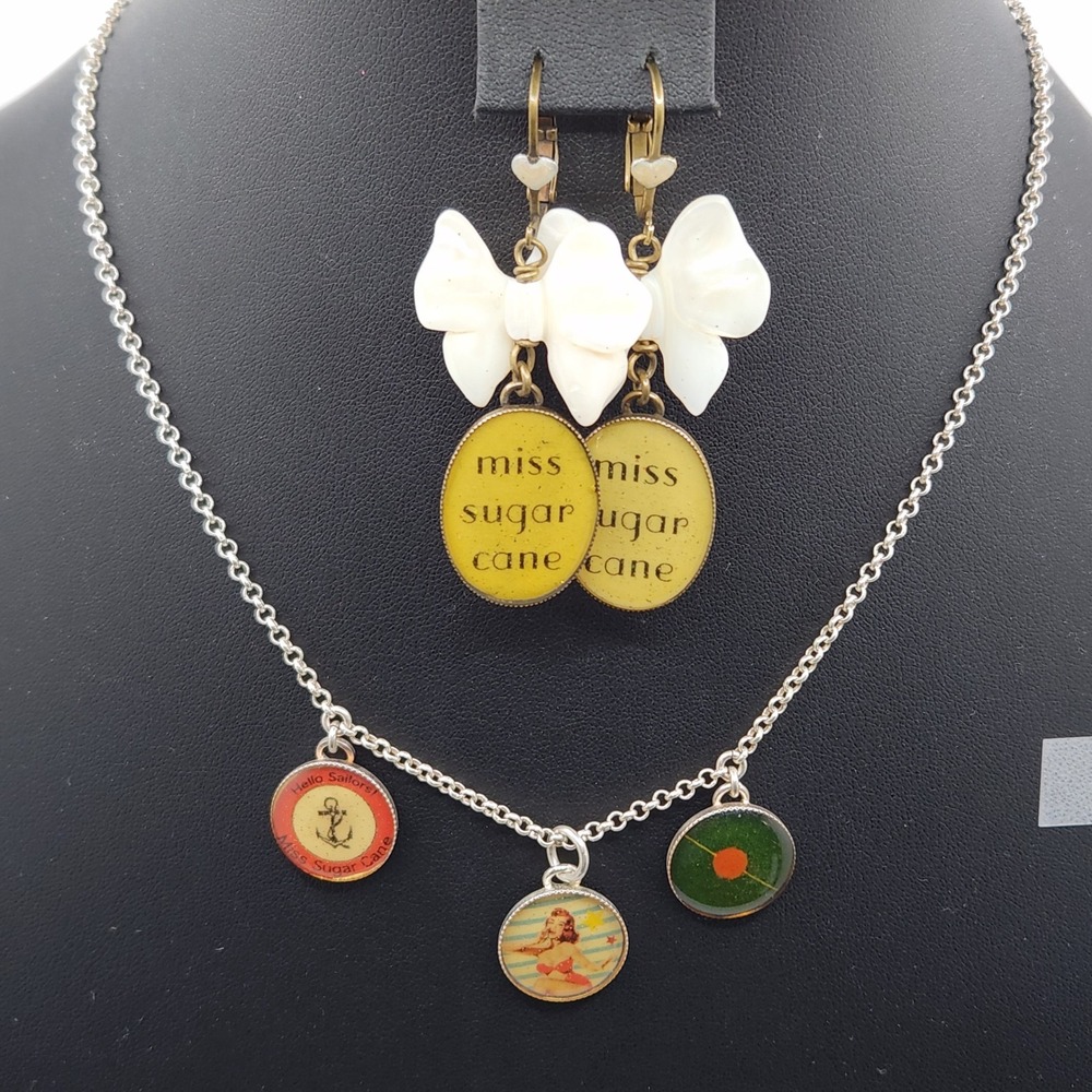 Vintage Pinup Girl Retro Nautical Charm Necklace Mother of Pearl Bow Earring Set